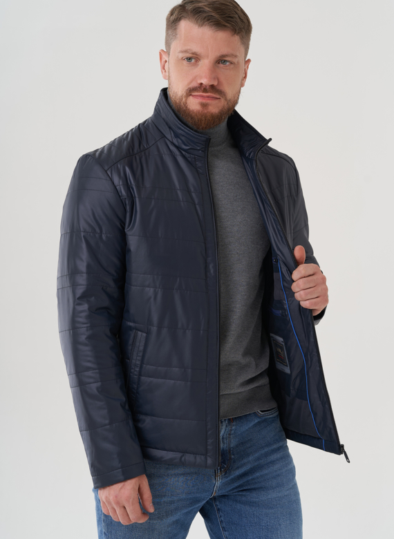 Мужская куртка синего цвета 