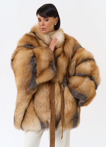 Шуба из лисы свободного кроя