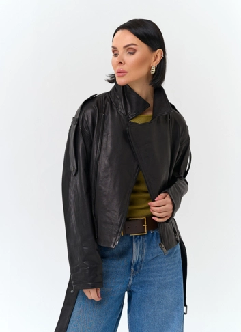 Женская куртка косуха из натуральной кожи фото