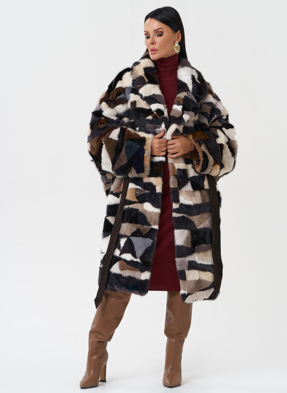 Шуба из меха норки с английским воротником