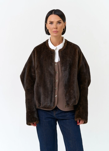 Женская куртка из эко меха фото