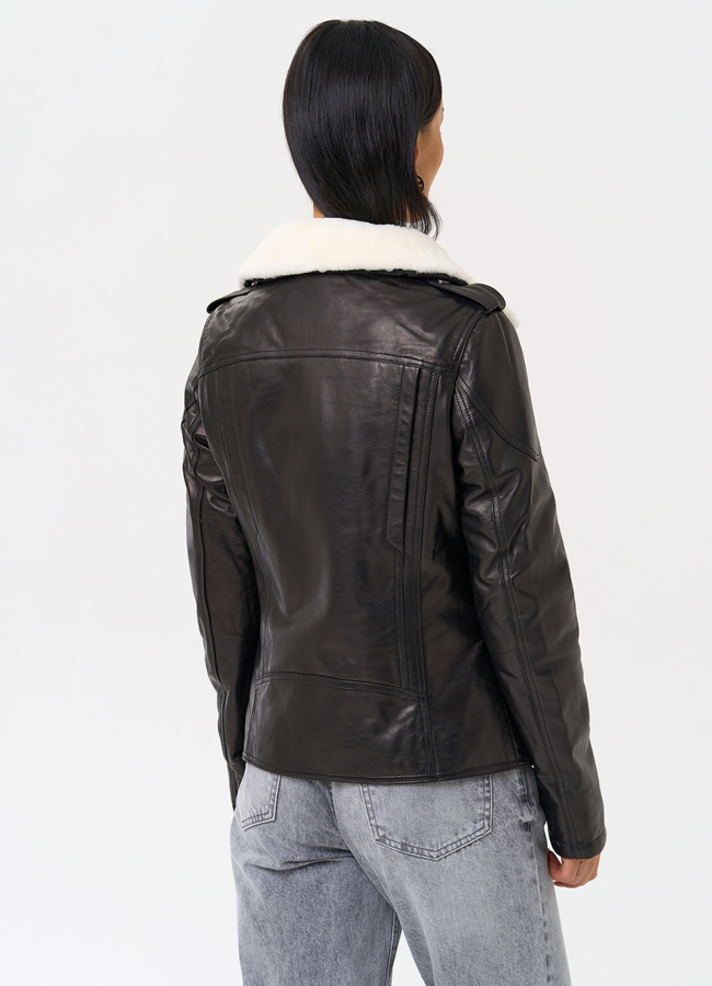 Утепленная кожаная куртка с мехом модель № 75330 в кредит