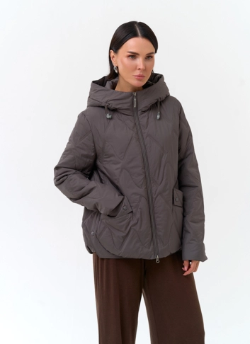 Женская куртка с капюшоном